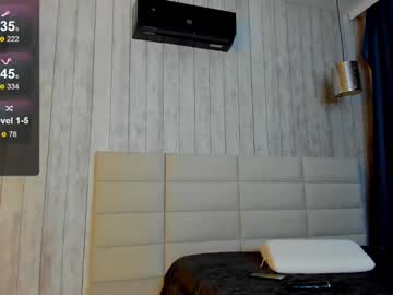 Adeline_Muscle_Mommy June 27, 2025 Chaturbate stream image