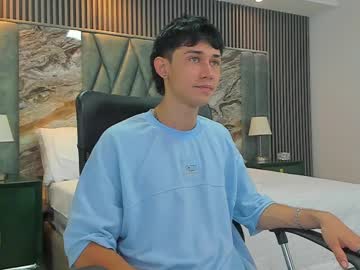 Michaeel_Blue June 29, 2025 Chaturbate stream image