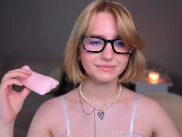 Foxyfleur June 30, 2025 Chaturbate stream image