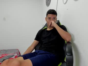 Lunay_Bigcock420 June 30, 2025 Chaturbate stream image