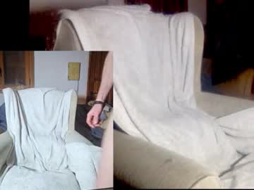 Alvarooo1111 July 01, 2025 Chaturbate stream image