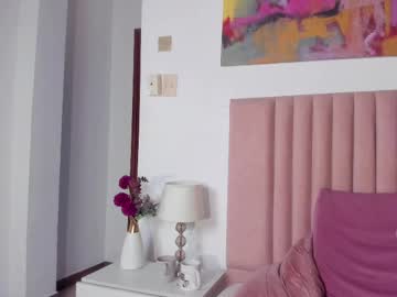 Sashahazee July 01, 2025 Chaturbate stream image