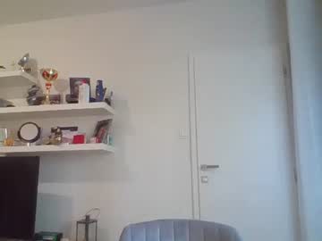 Renigendur July 01, 2025 Chaturbate stream image