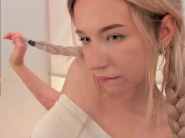 Honneybunneey July 01, 2025 Chaturbate stream image