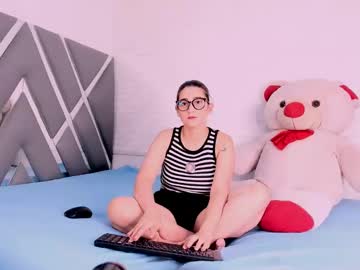 Lyra_Alaia_ July 01, 2025 Chaturbate stream image