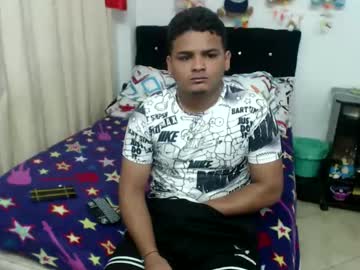 Latin_Curiousxxx July 01, 2025 Chaturbate stream image