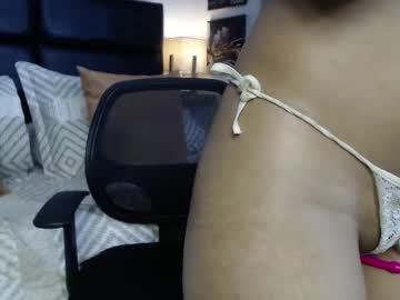 Sknny_Foxx July 01, 2025 Chaturbate stream image