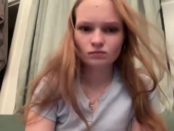 Kezmi July 01, 2025 Chaturbate stream image