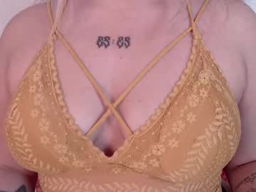 Apriil_Fox July 02, 2025 Chaturbate stream image