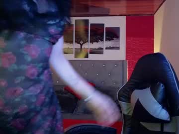 Cristal_Hilton_10 July 03, 2025 Chaturbate stream image