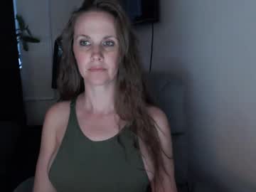 Love_On_ July 03, 2025 Chaturbate stream image