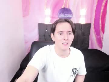 Aaron_Latinboy25 July 03, 2025 Chaturbate stream image