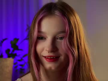 Mineliaaa July 04, 2025 Chaturbate stream image