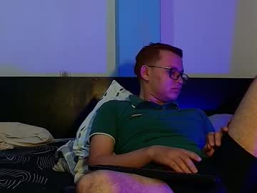 Red_Foxx19 July 04, 2025 Chaturbate stream image