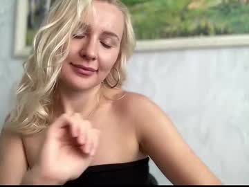 Iniva05 July 04, 2025 Chaturbate stream image