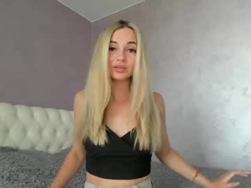 Lovelyrose135 July 04, 2025 Chaturbate stream image