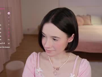 _Female_Essence_ July 04, 2025 Chaturbate stream image