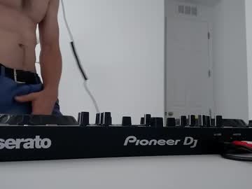 Deezzee_5280 July 04, 2025 Chaturbate stream image
