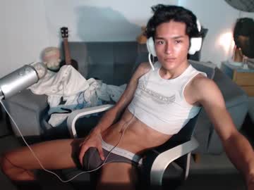 Danielwoods18 July 05, 2025 Chaturbate stream image