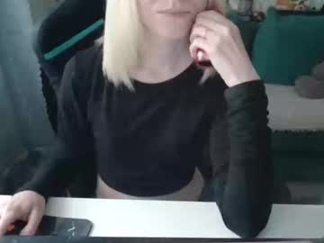 Angelcarly32 July 05, 2025 Chaturbate stream image