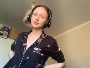 Erlinafrary July 06, 2025 Chaturbate stream image