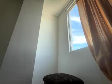 Miak_Moon777 July 07, 2025 Chaturbate stream image