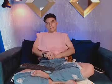Chrisblossom July 07, 2025 Chaturbate stream image