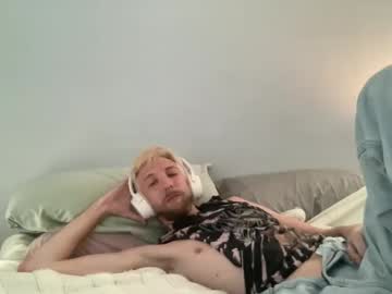 Lesgstring July 08, 2025 Chaturbate stream image