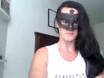 Domhotwife July 09, 2025 Chaturbate stream image