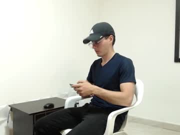 Ultrailluminated July 09, 2025 Chaturbate stream image