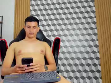 Hunter_Noxval July 10, 2025 Chaturbate stream image