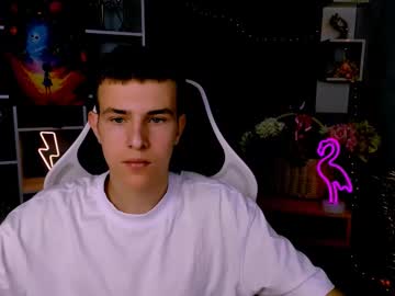 Adrian_Veen July 10, 2025 Chaturbate stream image