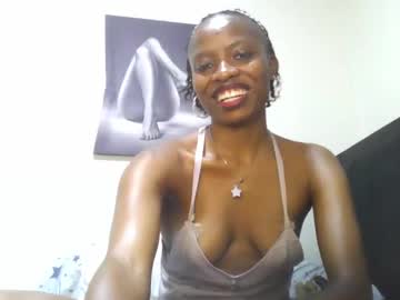 Juicylucita July 10, 2025 Chaturbate stream image
