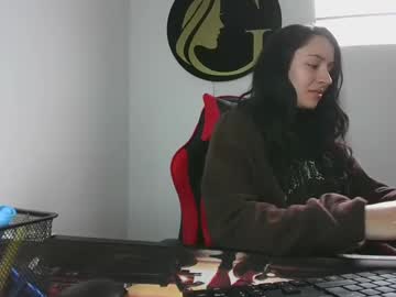 Emily_Aurora132 July 11, 2025 Chaturbate stream image