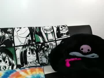 Sweetkittenandbrutalhound stream photo from July 12, 2025