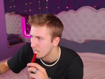 Kiskakurt July 12, 2025 Chaturbate stream image