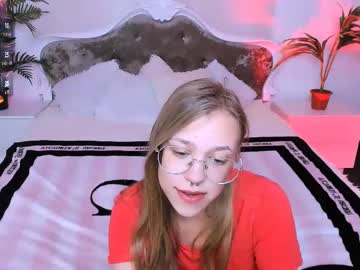 Layriantavee July 15, 2025 Chaturbate stream image