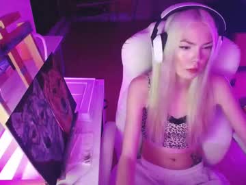 Tinykylie July 16, 2025 Chaturbate stream image