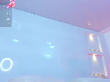 Zenda_Evans stream photo from July 16, 2025