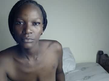 Pettite_Cora1 July 16, 2025 Chaturbate stream image