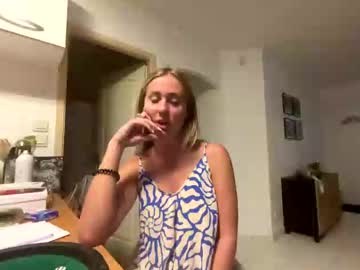 Hollyandelon July 16, 2025 Chaturbate stream image