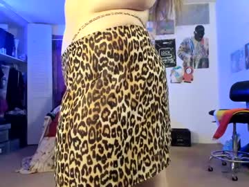 Smokihippi July 17, 2025 Chaturbate stream image