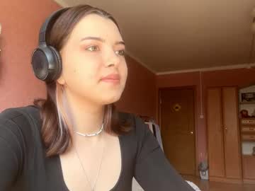 Frosted_Bloom July 17, 2025 Chaturbate stream image