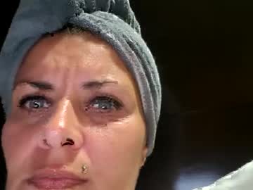 Juicymommies July 17, 2025 Chaturbate stream image