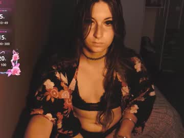 Ezmeralda_Casimir July 17, 2025 Chaturbate stream image