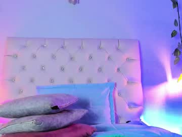 Isabella_Flowerss stream photo from July 17, 2025