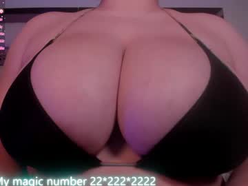 Anyi_Sweet_Titss July 17, 2025 Chaturbate stream image