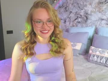 Aurora_Golden July 18, 2025 Chaturbate stream image