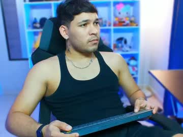 Thomascollins__ July 18, 2025 Chaturbate stream image