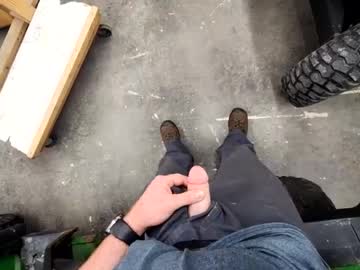 Helpmestroke88 July 18, 2025 Chaturbate stream image